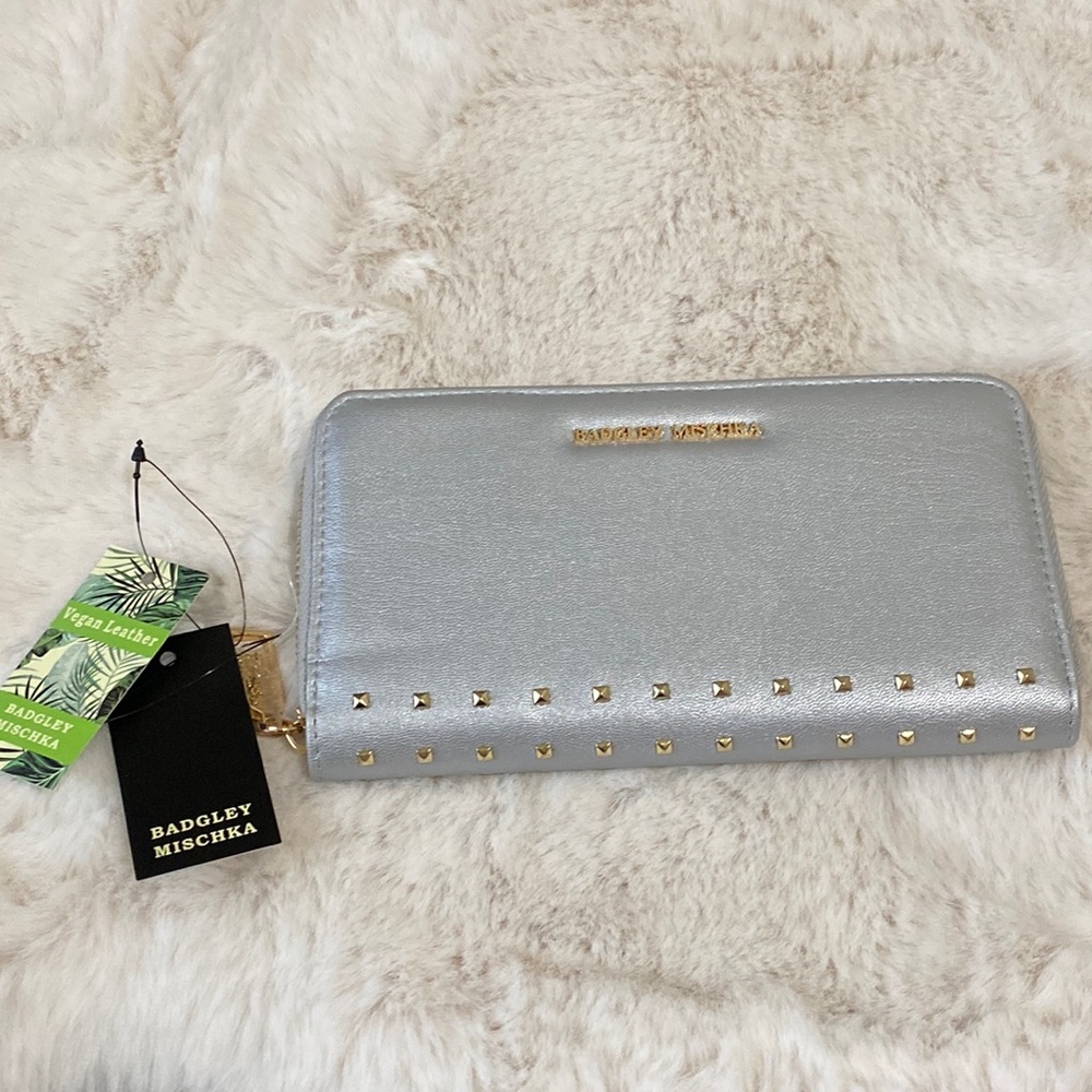 Badgley Mischka Long Wallet